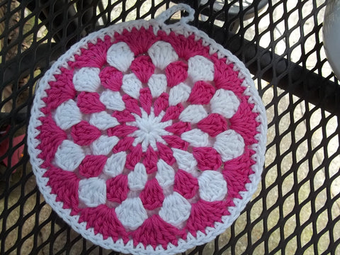 Granny Circle Pot Holder