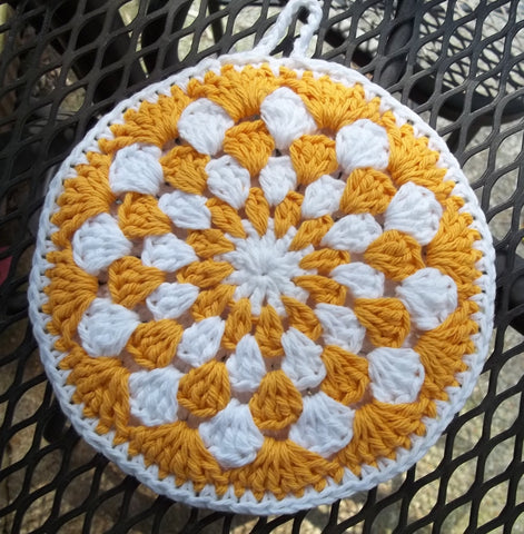 Granny Circle Pot Holder